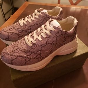 Mens GUCCI rhyton New with box size US 10